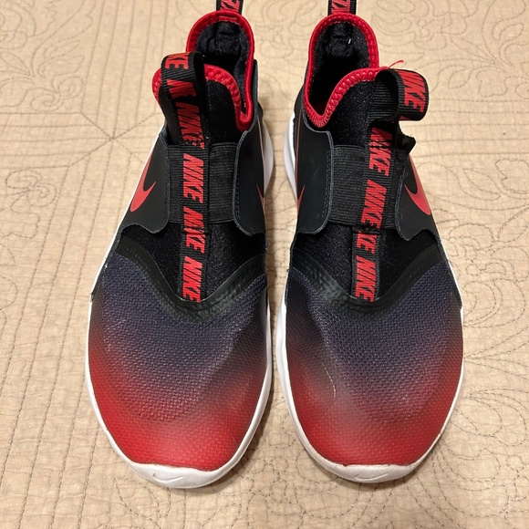 Nike Flex Runner Slip ons Size 6 - Picture 2 of 6